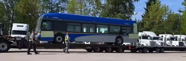 ویزای کانادا: ورود اولین اتوبوس برقی به شبکه حمل و نقل ونکوور